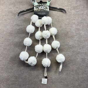 Ugg  Classic Sherpa Pom Pom Garland